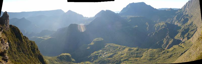 P1010827_stitch.jpg